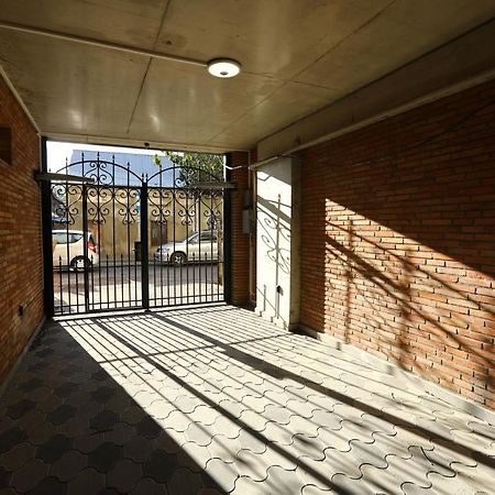 Appartamento Brick House Tbilisi Esterno foto